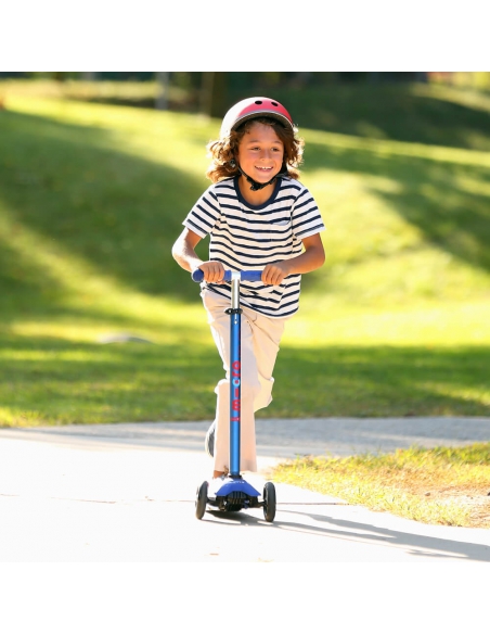 Hulajnoga Maxi Micro Deluxe Blue LED Hulajnoga Maxi Micro Deluxe Blue LED