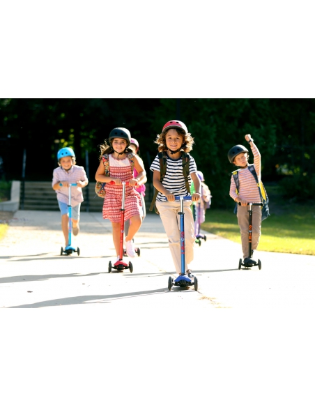 Hulajnoga Maxi Micro Deluxe Blue LED Hulajnoga Maxi Micro Deluxe Blue LED