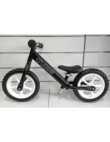 Rowerek biegowy Cruzee 12 SAFE czarny białe koła