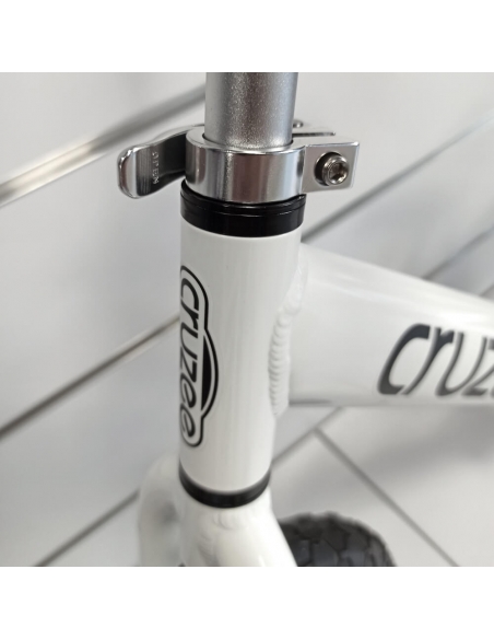 Rowerek biegowy Cruzee 12 SAFE biały białe koła