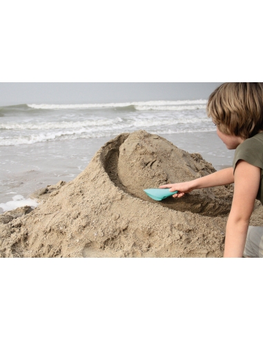 Zestaw plażowych zabawek w worku Quut Mini Ballo + Cuppi + Magic Shapers Heart