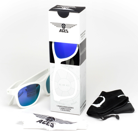 Okulary przeciwsłoneczne dla dzieci Babiators Aces Navigator Wicked White fioletowe szkła 6+