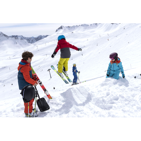 Narty Völkl RACETIGER JUNIOR Yellow + wiązania Marker 4.5 GW VMOTION JR 2021/2022