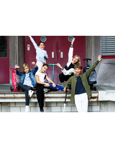 Hulajnoga Maxi Micro Deluxe Foldable LED (składana)