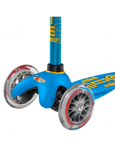 Błękitna trójkołowa hulajnoga Mini Micro Deluxe Ocean Blue MMD046