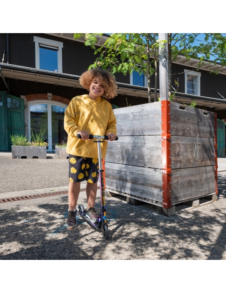 Hulajnoga Micro Sprite LED Neochrome (świecące koła) Hulajnoga Micro Sprite LED Neochrome (świecące koła)