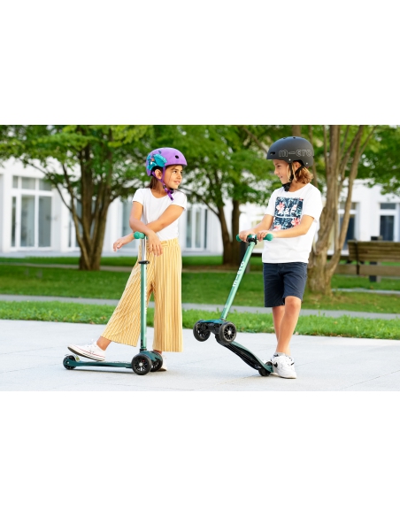 Kask dziecięcy Micro Tucan Purple z lampką i magnesowym zapięciem