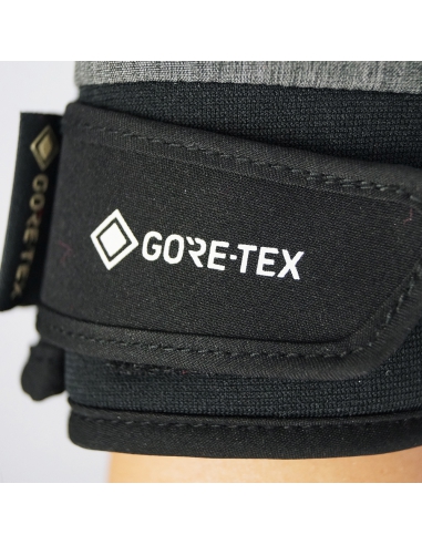 Rękawice narciarskie Reusch Travis Gore-Tex Junior (pięciopalczaste) Black/Black Melange/Pink Glo