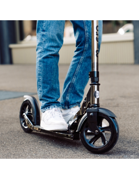 Hulajnoga Micro Classic Neochrome Black Hulajnoga Micro Classic Neochrome Black