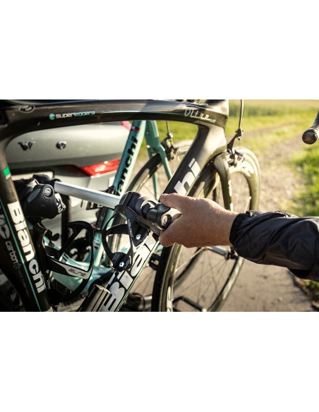 Bagażnik rowerowy na hak składana platforma Thule EasyFold XT Bagażnik rowerowy na hak składana platforma Thule EasyFold XT