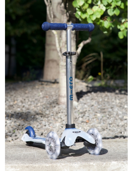 Hulajnoga Mini Micro Deluxe FLUX LED Navy (świecące koła, półprzeźroczysty podest)