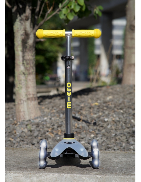 Hulajnoga Mini Micro Deluxe FLUX LED Neon Yellow (świecące koła, półprzeźroczysty podest)