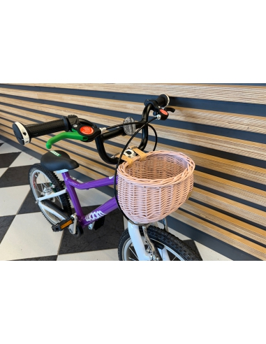 Różowy wiklinowy koszyk MINI na rower dziecięcy...