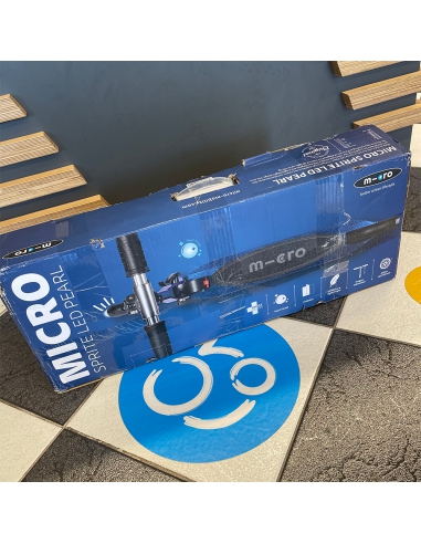 OUTLET Hulajnoga Micro Sprite LED PEARL Blue Purple (świecące koła, perłowa powłoka) [uszkodzone opakowanie]