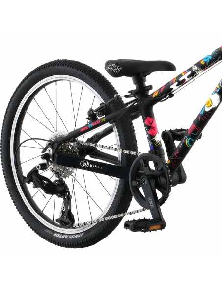 Rower dziecięcy Kubikes 20S Black/Comic - czarny z naklejkami komiksowymi