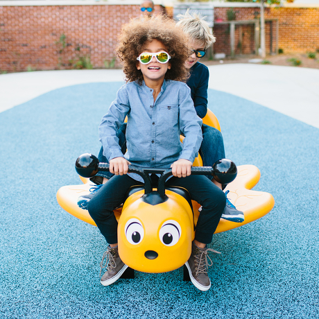 Okulary przeciwsłoneczne dla dzieci Babiators Aces Aviator Wicked White pomarańczowe szkła 6+