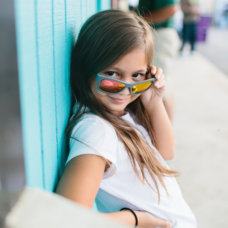 Okulary przeciwsłoneczne dla dzieci Babiators Aces Navigator Galactic Grey różowe szkła 6+