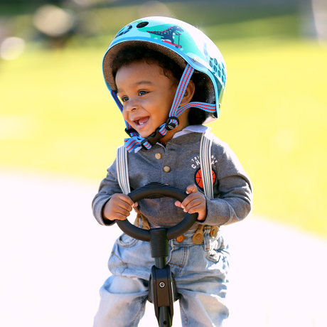 Kask Micro scootersaurus, w dinozaury