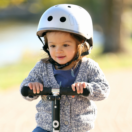 Kask Micro srebny metalik