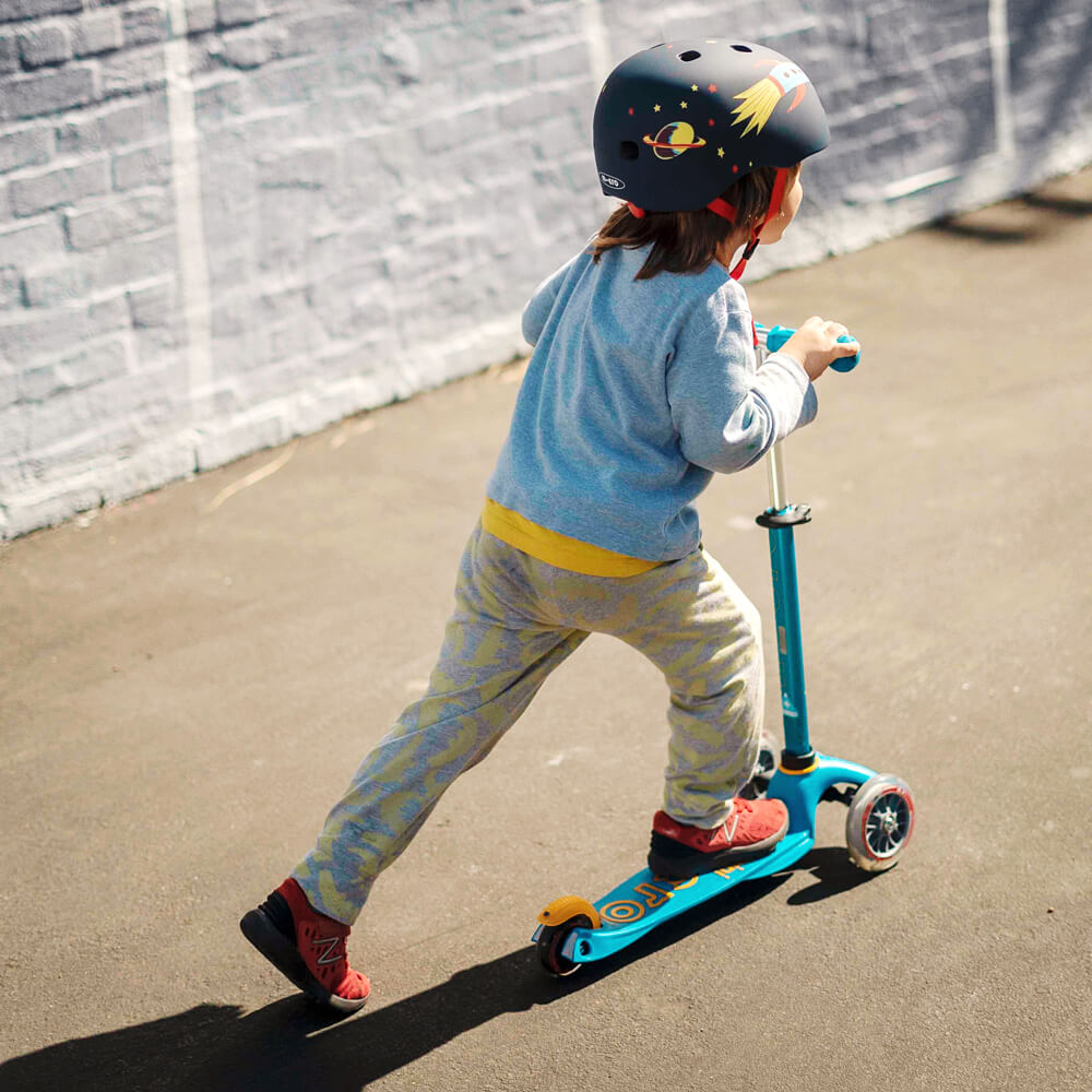 Różnice między hulajnogami Mini Micro a Maxi Micro