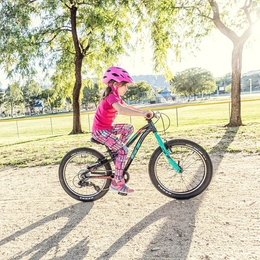 Jak dobrze wybrać rower dla dziecka