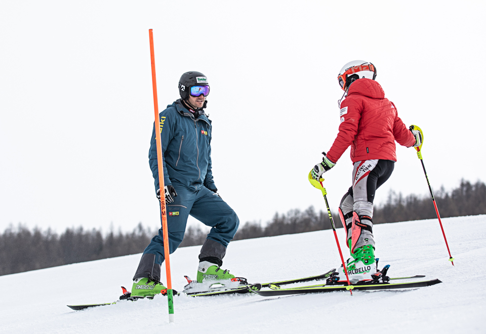 Juniorskie narty Völkl Racetiger JR