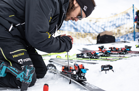 Juniorskie narty Völkl Racetiger JR